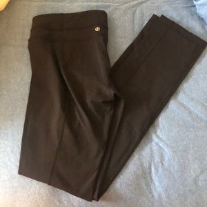SIZE 8 STRAIGHT LEG LULU LEMON PANTS